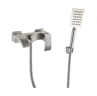 Смеситель для ванны Vieir V303531, нержавеющая сталь